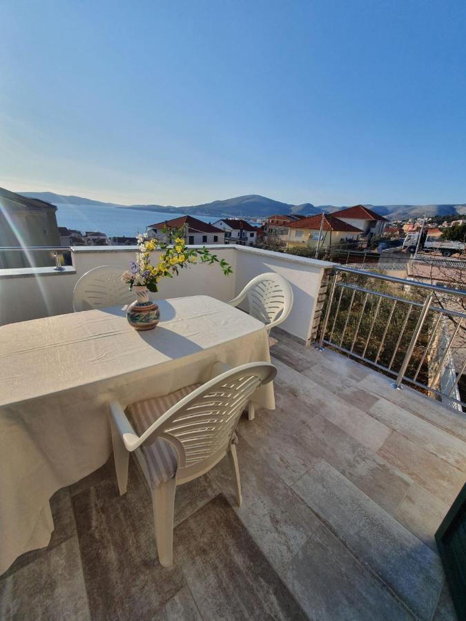 Odlicno Opremljeni Novouredeni Apartmani Iva, Okrug Gornji Trogir Exterior foto